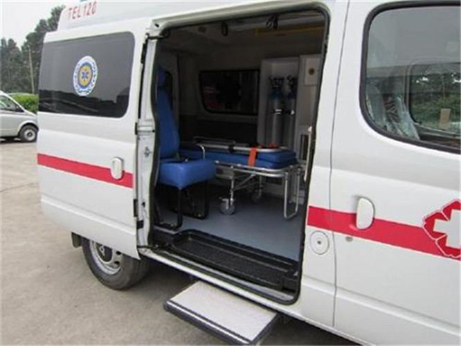 凭祥救护车出租服务案例7