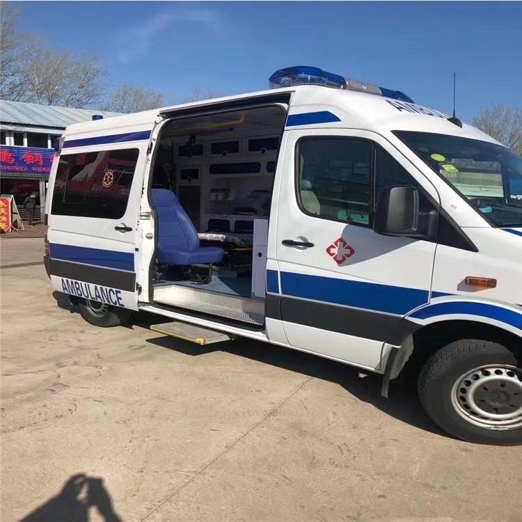 凭祥私人长途救护车出租转院回家